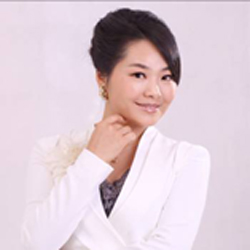 <a href='http://www.kimyattawrites.com/neixunw/670.html' target='_blank'><u>陳張莉</u></a>——服務禮儀磚家