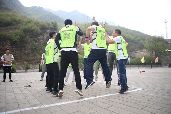 <a href='http://www.kimyattawrites.com/tzxinde/' target='_blank'><u>拓展訓練心得體會</u></a>