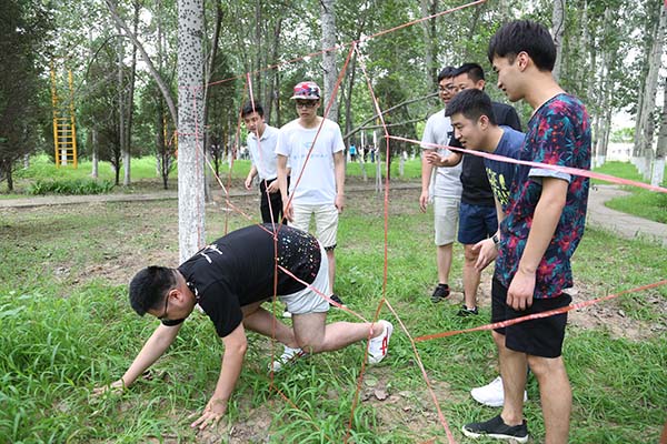團隊<a href='http://www.kimyattawrites.com/tzxinde/' target='_blank'><u>拓展訓練心得體會</u></a>